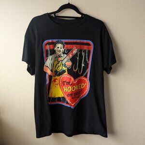 Texas Chainsaw Massacre I'm Hooked On You Black Red Heart T-Shirt Size Large